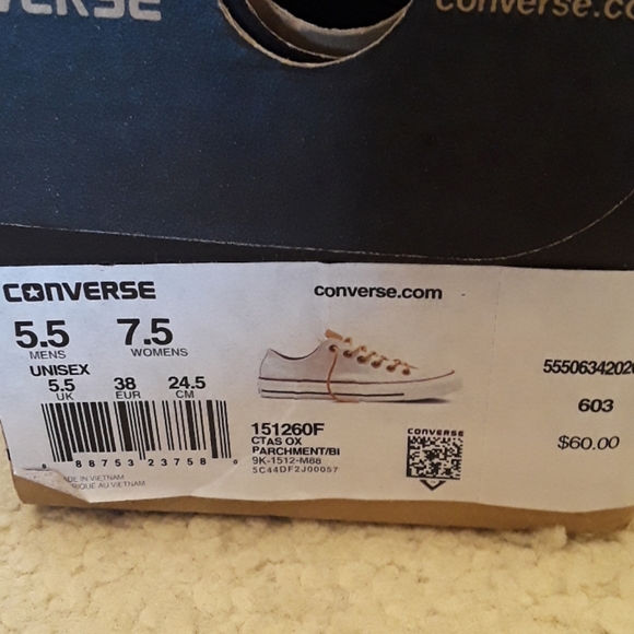 Converse shoes - Picture 2 of 5